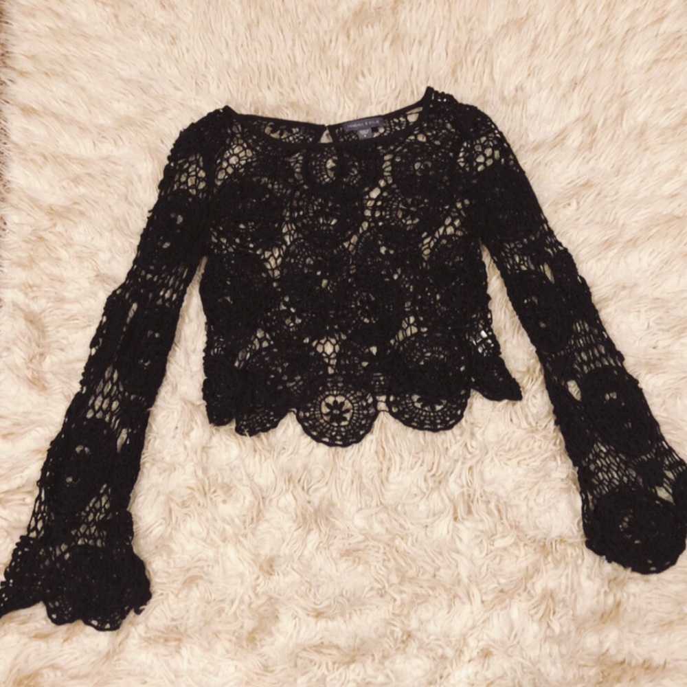 PacSun black crop top!